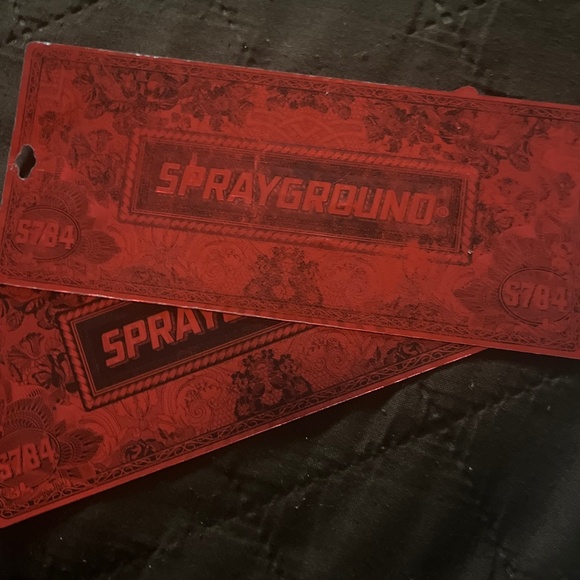 Red metal sprayground tag - Picture 1 of 2